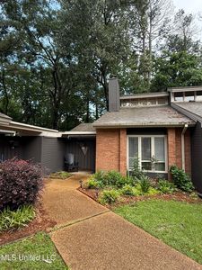 200 Woodgreen Dr APT 4