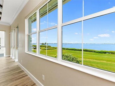 310 Compass Point Dr Unit 201