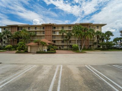 2601 MARINA ISLE Way #204