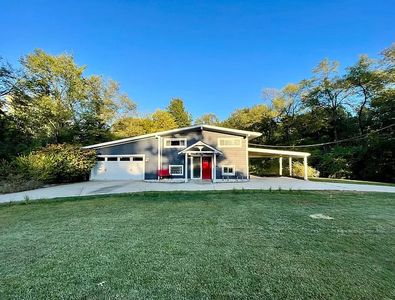 7515 Lamar Ave