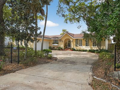 2136 John Anderson Dr