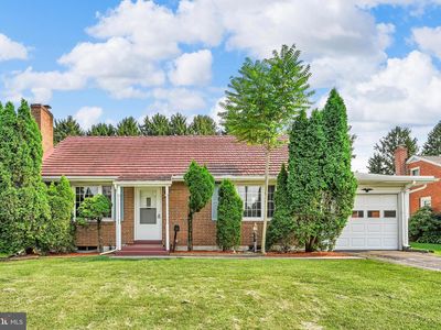 590 College Garden Dr