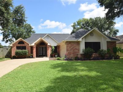 22922 Glenover Dr