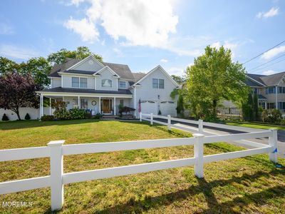 689 Lake Barnegat Drive N