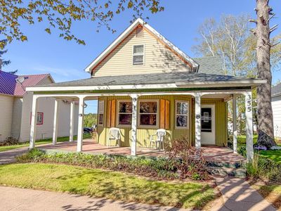 355 N Avon Ave