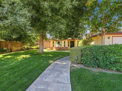 1431 W Cheryll Court