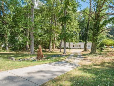1375 Mayfield Rd