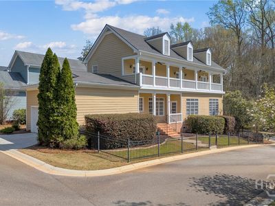 160 Magnolia Blossom Way
