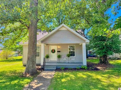 Property at 104 S 14th St, Murray, KY