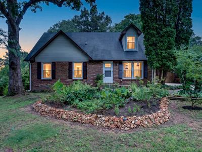 410 Spencer Ln