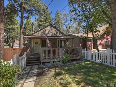 Property at 327 Wabash Ln, Sugarloaf, CA