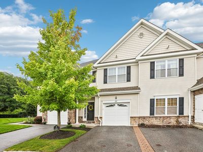 35 Red Oak Ct