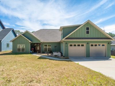 664 Hiram Dr