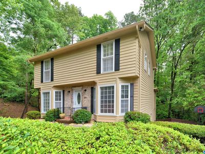 Property at 2109 Bailey Brook Ct, Hoover, AL