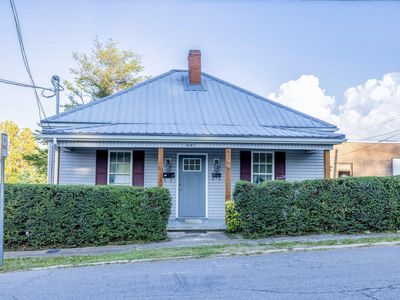 601 Holston Ave