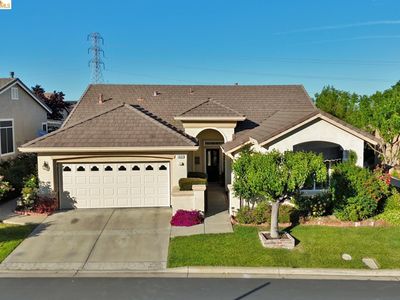 1632 Regent Dr