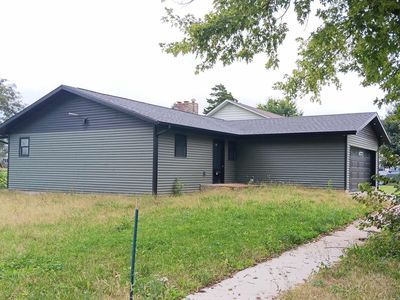 209 Washington Ave W