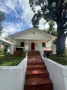 2712 E Columbus Dr