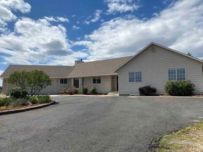 19919 N Austin Rd