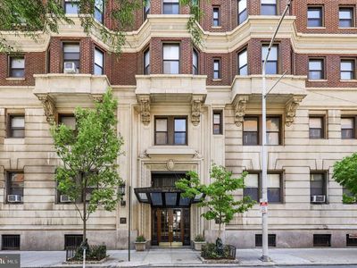 250 S 13th St APT 8D