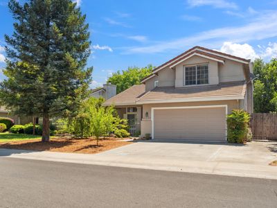 1418 Eligio Ln