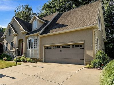 1102 Saint Andrews Ct