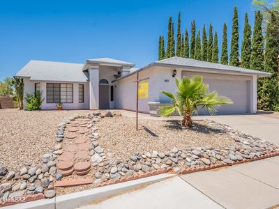 9701 N Camino Del Fierro