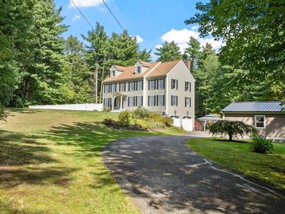 Property at 1 Laurelwoods Dr, Townsend, MA