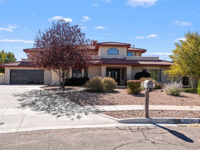 2918 Pasaje Del Herrero