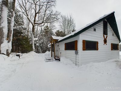 9798 Ross Lake Rd