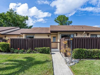 816 Sky Pine Way #G