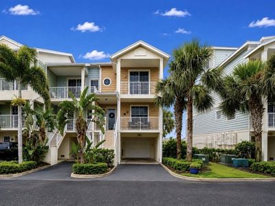 3228 MANGROVE POINT DRIVE