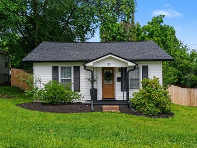 911 Sells Ave