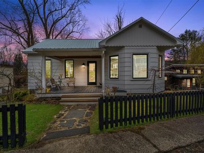 55 Upper Main Street