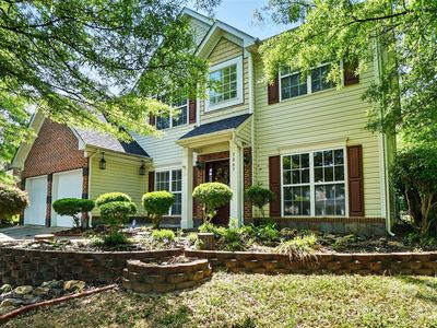 3007 Gambrill Falls Dr