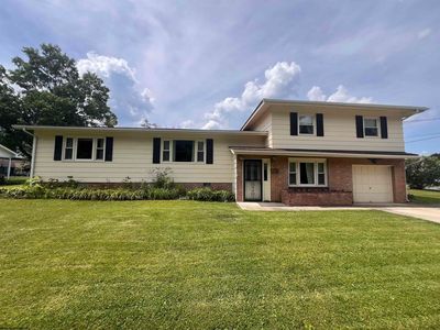 201 Alexander Ave