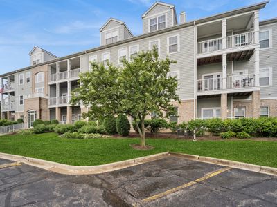 1299 W Lake St APT 102