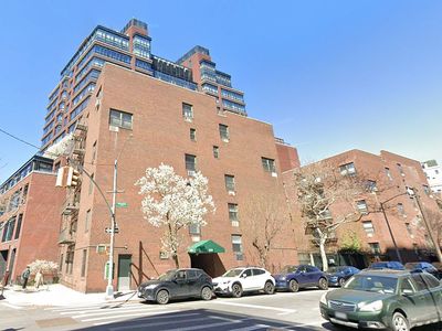 668 Washington St APT 4D