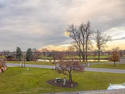 410 Country Club Dr