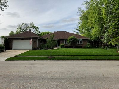 Property at 7 Heaton Ct, Sugar Grove, IL