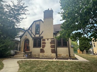 3028 E Minnehaha Pkwy
