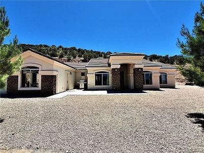 4284 E Ranch House Dr