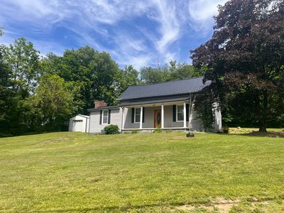 321 E Main St