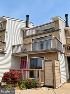 123 Bellevue St #3