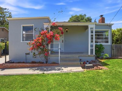 28 Alameda De Las Pulgas