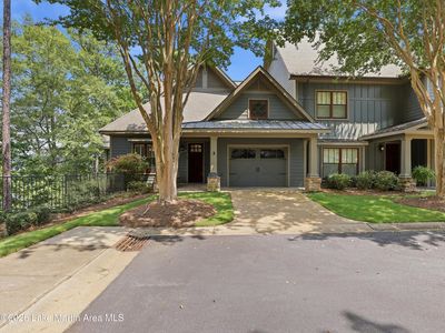 226 Ledges Trl