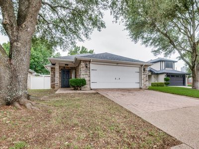 Property at 617 Alabaster Pl, Cedar Hill, TX