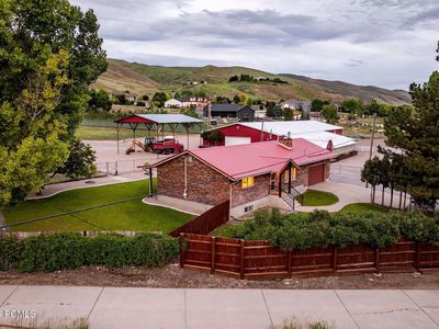 3070 W Old Highway Rd