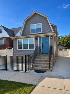 618 E Walnut Street