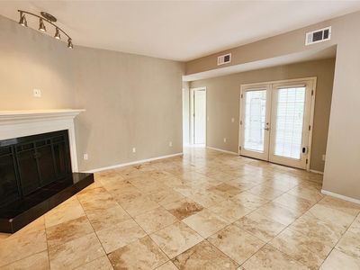 9809 Richmond Ave UNIT H12